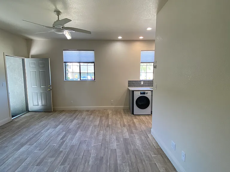 20012 Rodrigues Ave #A — Photo 10