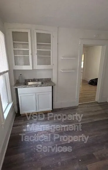 1583 E 84th St #UP — Photo 11