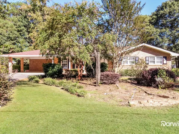 1634 Rhonda Ln, Stone Mountain, GA 30087