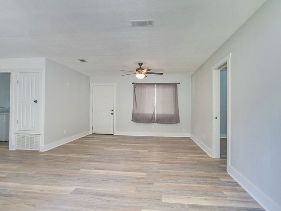 5th image of 195 Navarro Rd