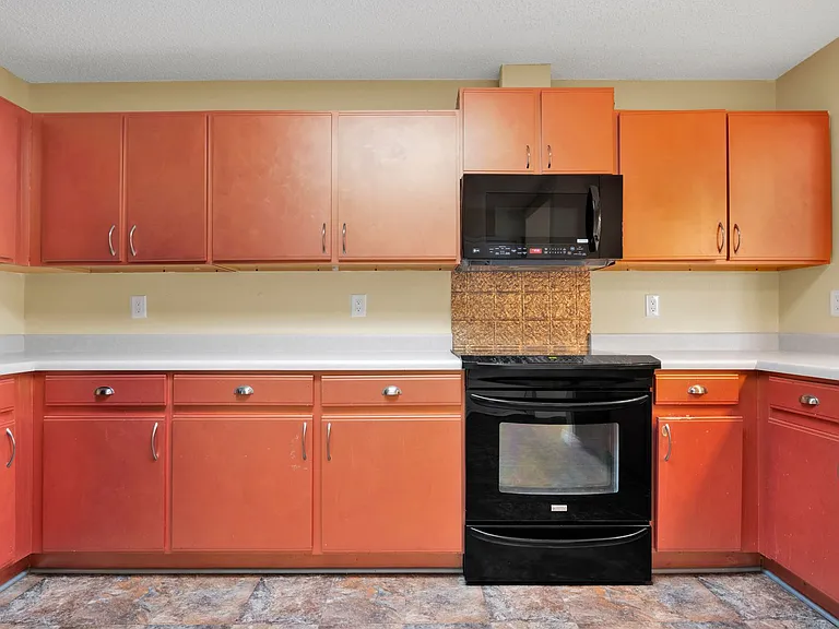 6635 Barton Rock Rd — Photo 8