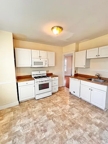 18 Sanborn Ave #1 Photo 1