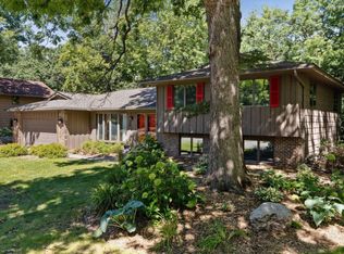 1329 Ches Mar Ln, Eagan, MN 55123