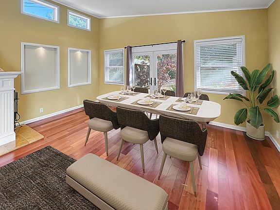 Dining Area - Virtually Staged