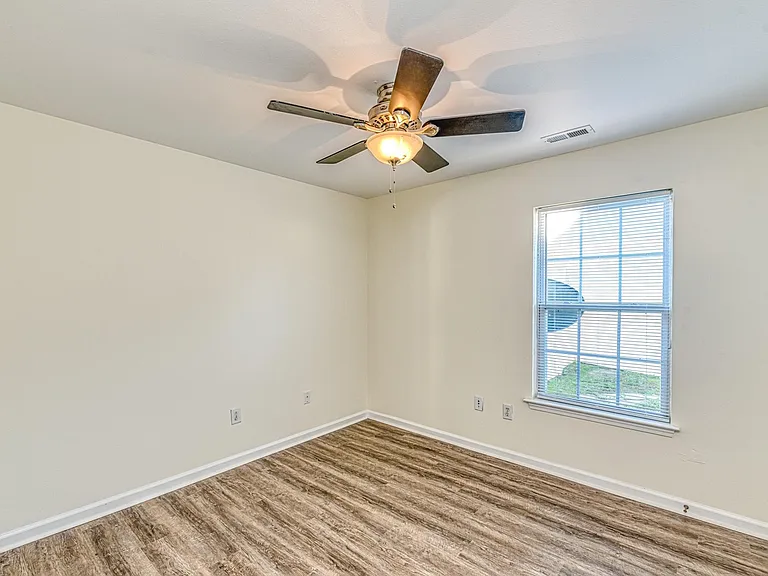 610 Pepperbush Dr — Photo 19