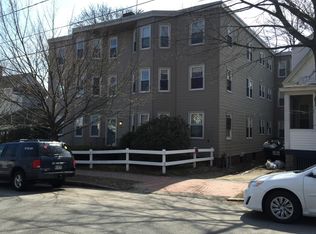 12 Pitt St APT 5, Portland, ME 04103