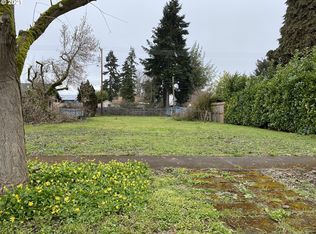 1110 A St, Springfield, OR 97477