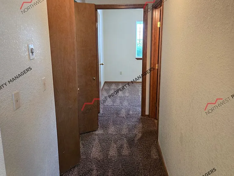 1268 State Route 505 — Photo 12