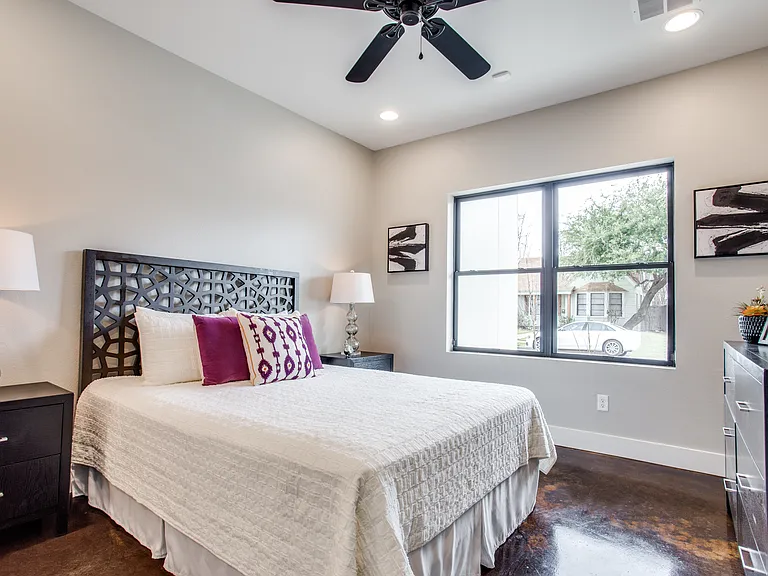 3141 Lubbock Ave — Photo 9