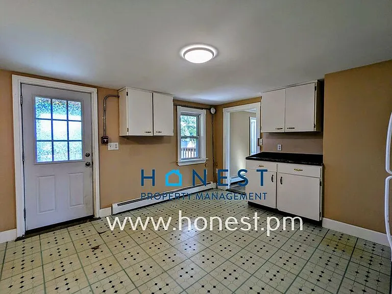 3 Jefferson St #5 — Photo 2