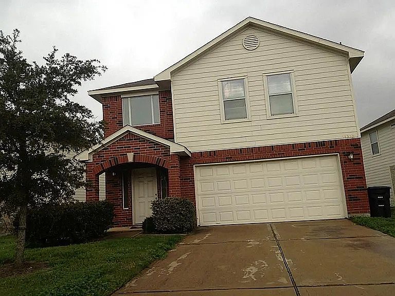 1st image of 13302 Seagler Park Ln