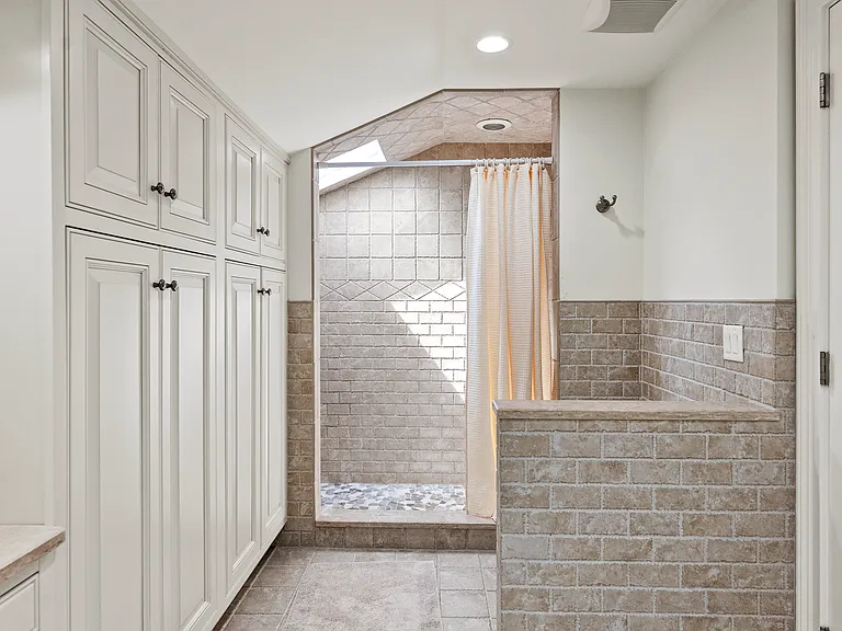 64 Cliffside Dr #234 — Photo 36