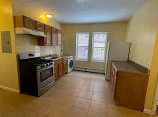 204-206 Magnolia St #1L, Hartford, CT 06112