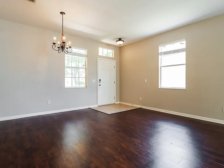 10330 Avelar Ridge Dr — Photo 8