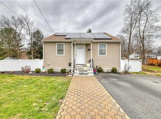 12 Katonah Rd, Carmel, NY 10512