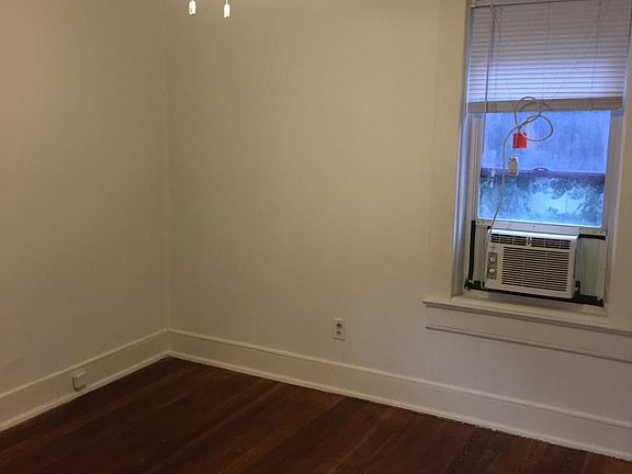 2nd image of 434 Briercliff Dr APT A