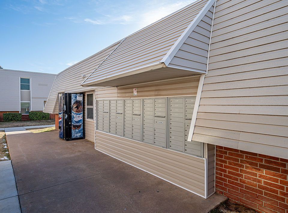 Mail Area & Vending Machine