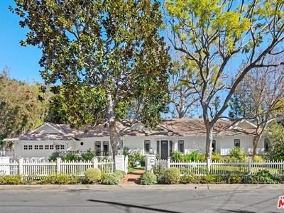 716 Greentree Rd, Pacific Palisades, CA, 90272