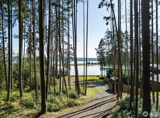 487 Race Rd, Coupeville, WA 98239