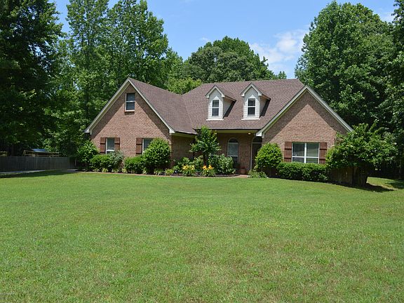 2nd image of 2460 Oak Woods Dr E