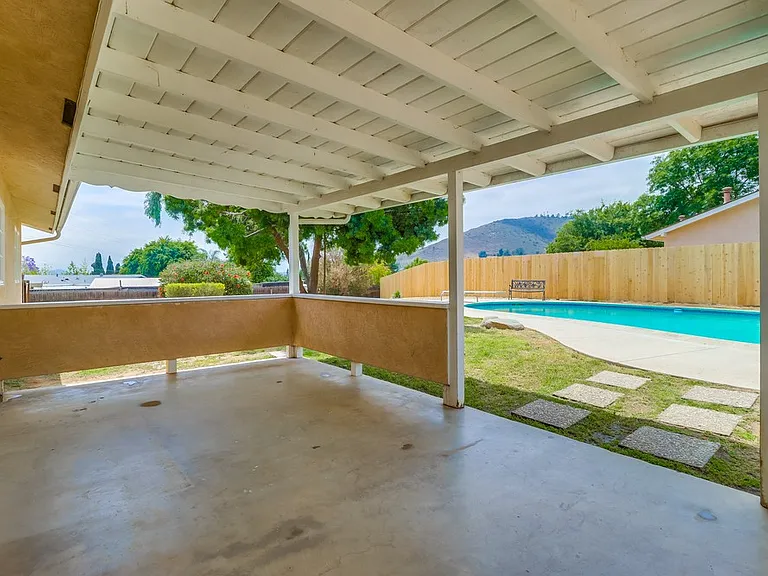 8120 Melrose Ln — Photo 19