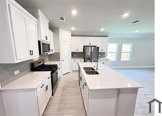 1216 Castiglione Ln — Photo 2