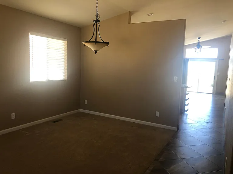 1810 Saturno Heights Dr — Photo 5