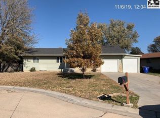 406 Ranch Ct, McPherson, KS 67460