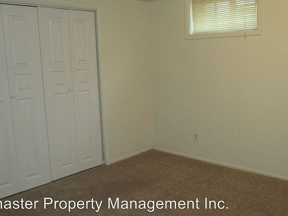 5th image of 612 Holbrook Dr