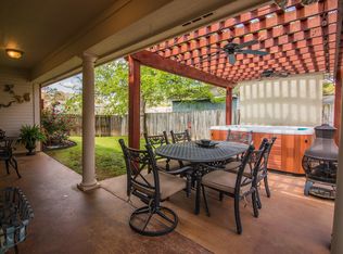 25 Oak Leaf St, White Oak, TX 75693