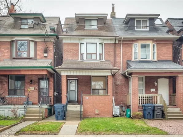 41 Springhurst Ave, Toronto, ON M6K 1B4