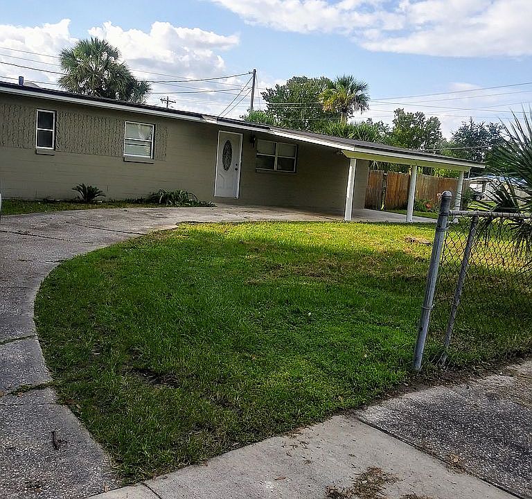 1st image of 210 Blairmore Blvd