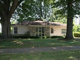 4th image of 5024 Owen Ave