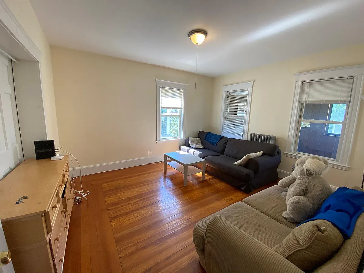 Building Photo - 43 Teele Ave #2