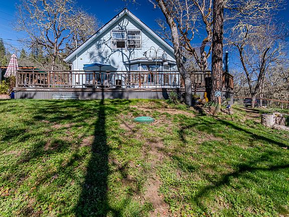 3rd image of 127 Lodge Rd