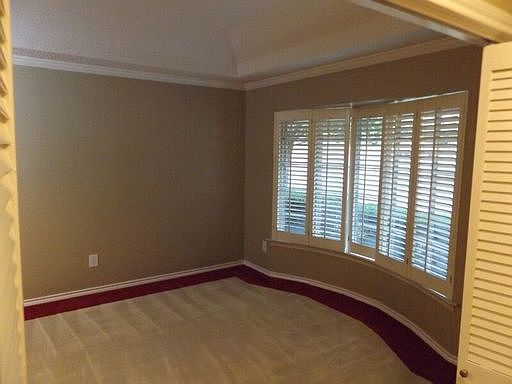 2nd image of 1161 Shadywood Ln