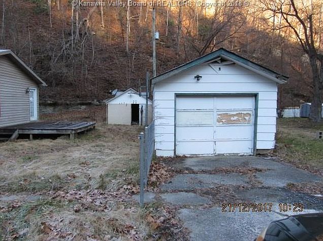 2nd image of 1063 Huff Creek Rd