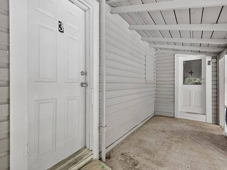 527 E Lemon Ave #3 — Photo 6