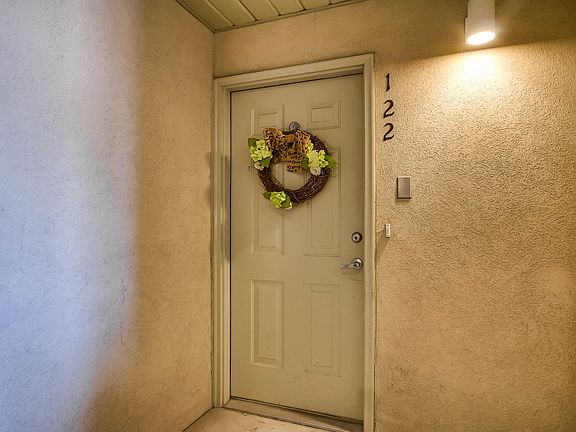 2nd image of 4100 N Albion St Unit 122