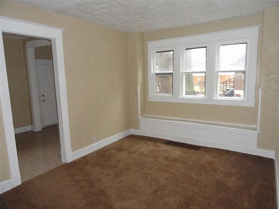 3rd image of 3324 N New Jersey St