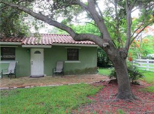 7705 SW 66th St, Miami, FL 33143