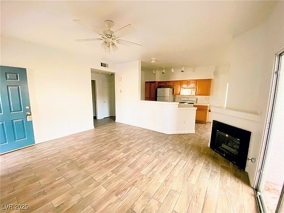 3rd image of 2100 Black Island St Unit 101