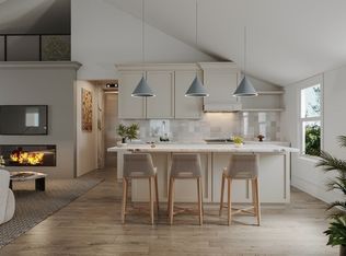 182 Merrimac St #3, Newburyport, MA 01950