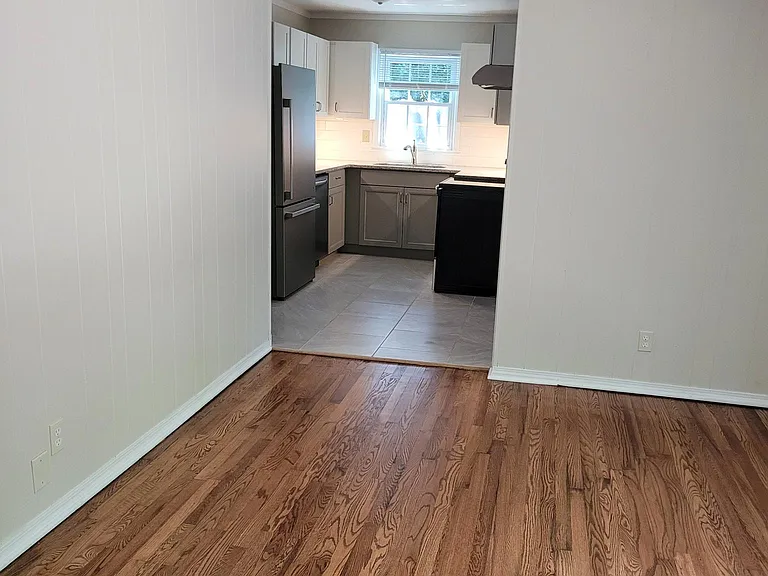 108 Folkstone St — Photo 7