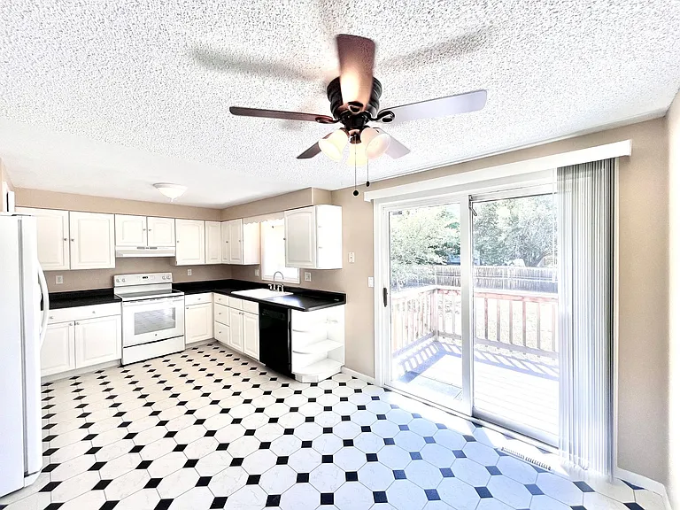 1209 S Del Norte Dr — Photo 1