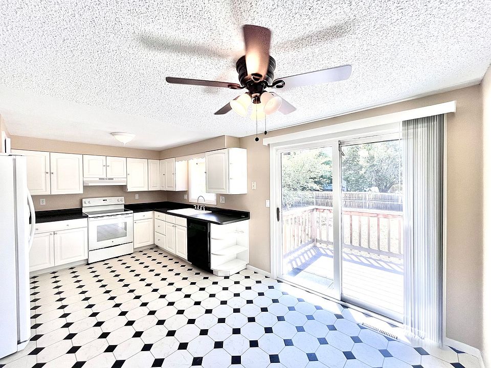 1st image of 1209 S Del Norte Dr