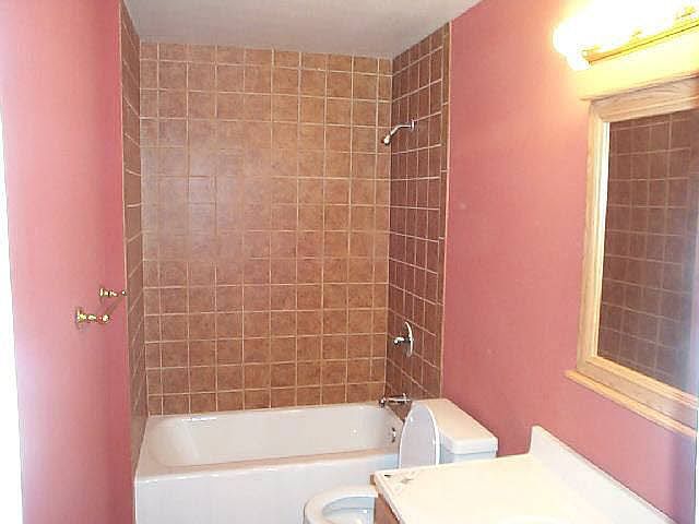 2nd image of 1308 S Saint Clair St