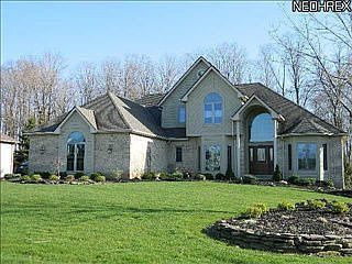 1st image of 4835 Valleybrook Dr
