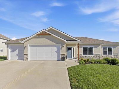312 Prairie Rose Cir, Smithville, MO, 64089