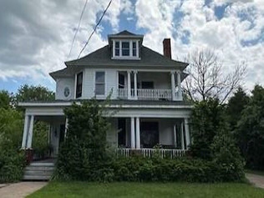 205 W Main St, Weyauwega, WI 54983 MLS 0 Zillow
